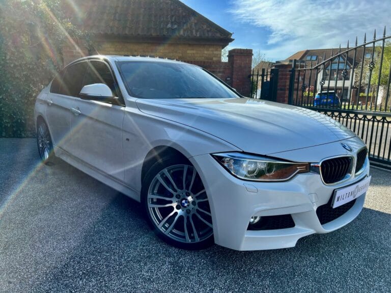 *BMW 320i M Sport Plus 4 Door 7 Speed Automatic*